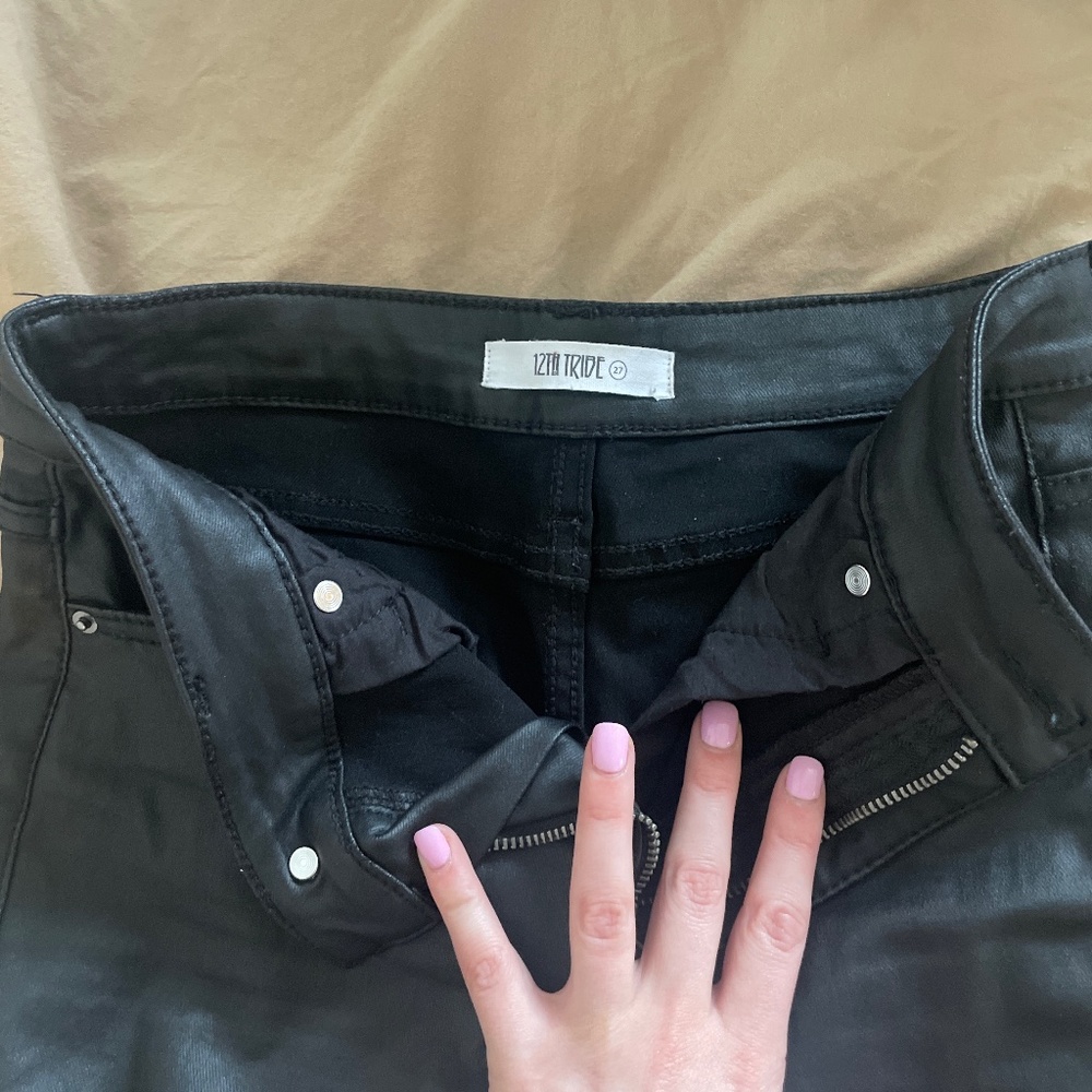 Black Skinny Pants